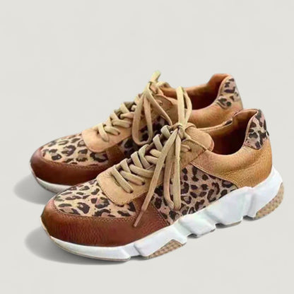 Alexia | Modiska skor med leopardmönster
